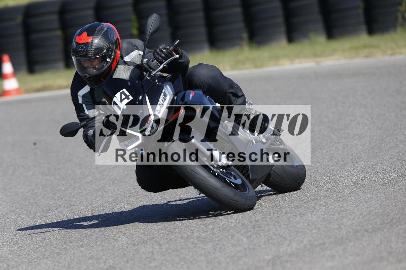 Archiv-2025/49 26.08.2025 Cornu Master School ADR/blau-bleu/14